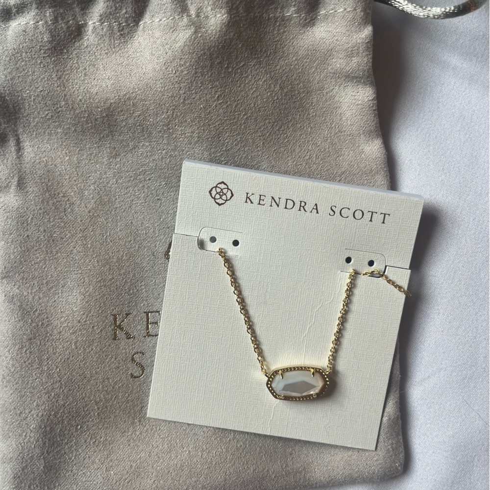 NWT kendra scott gold mother of pearl eliza necklace